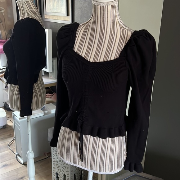 π₯1 hour sale. Zara, black crop sweater top, medium - Picture 1 of 5